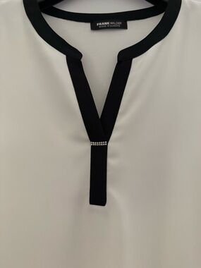 Frank Walder White V-Neck Blouse with Black Contrast Trim